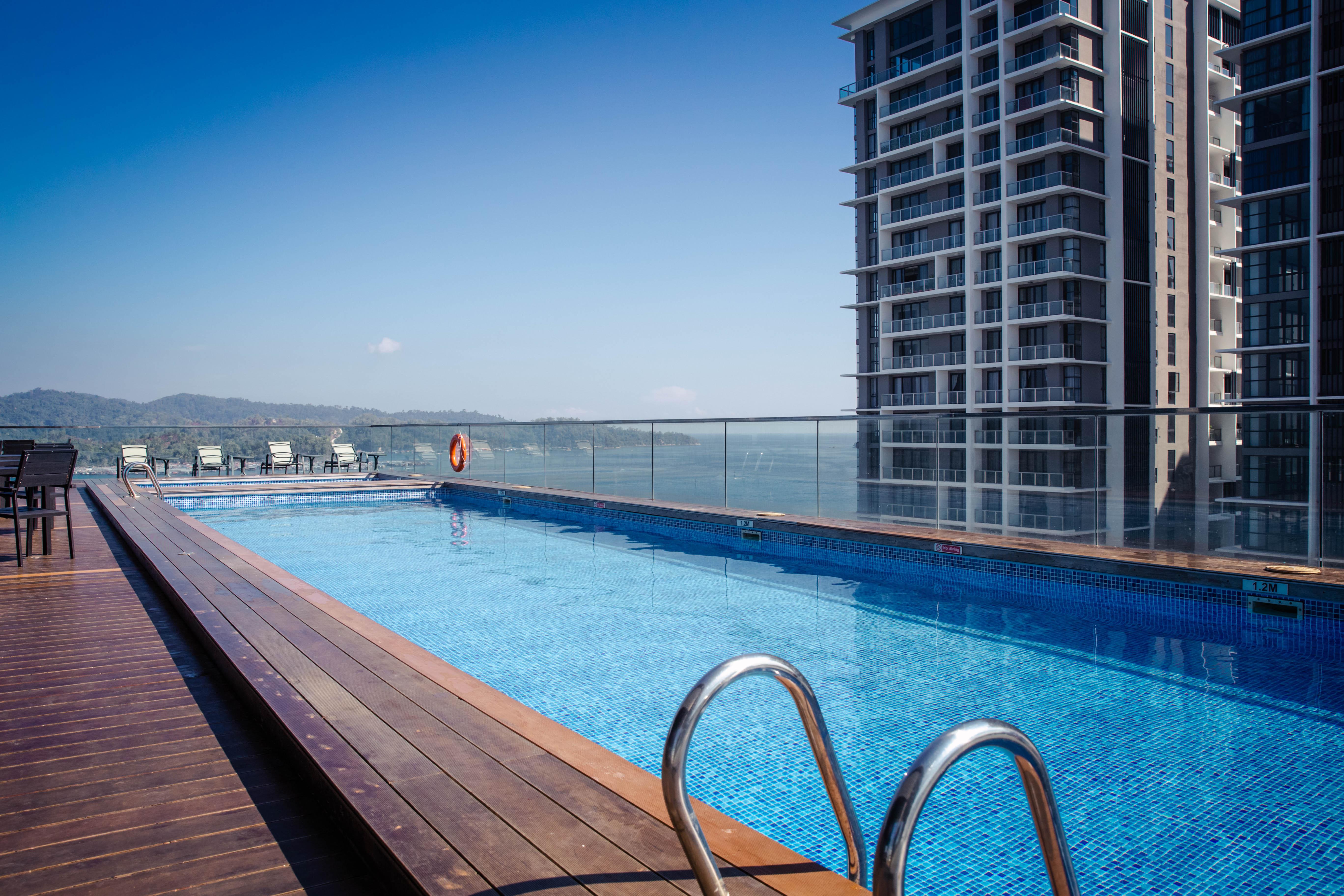 Grandis Hotels And Resorts Kota Kinabalu Exterior foto