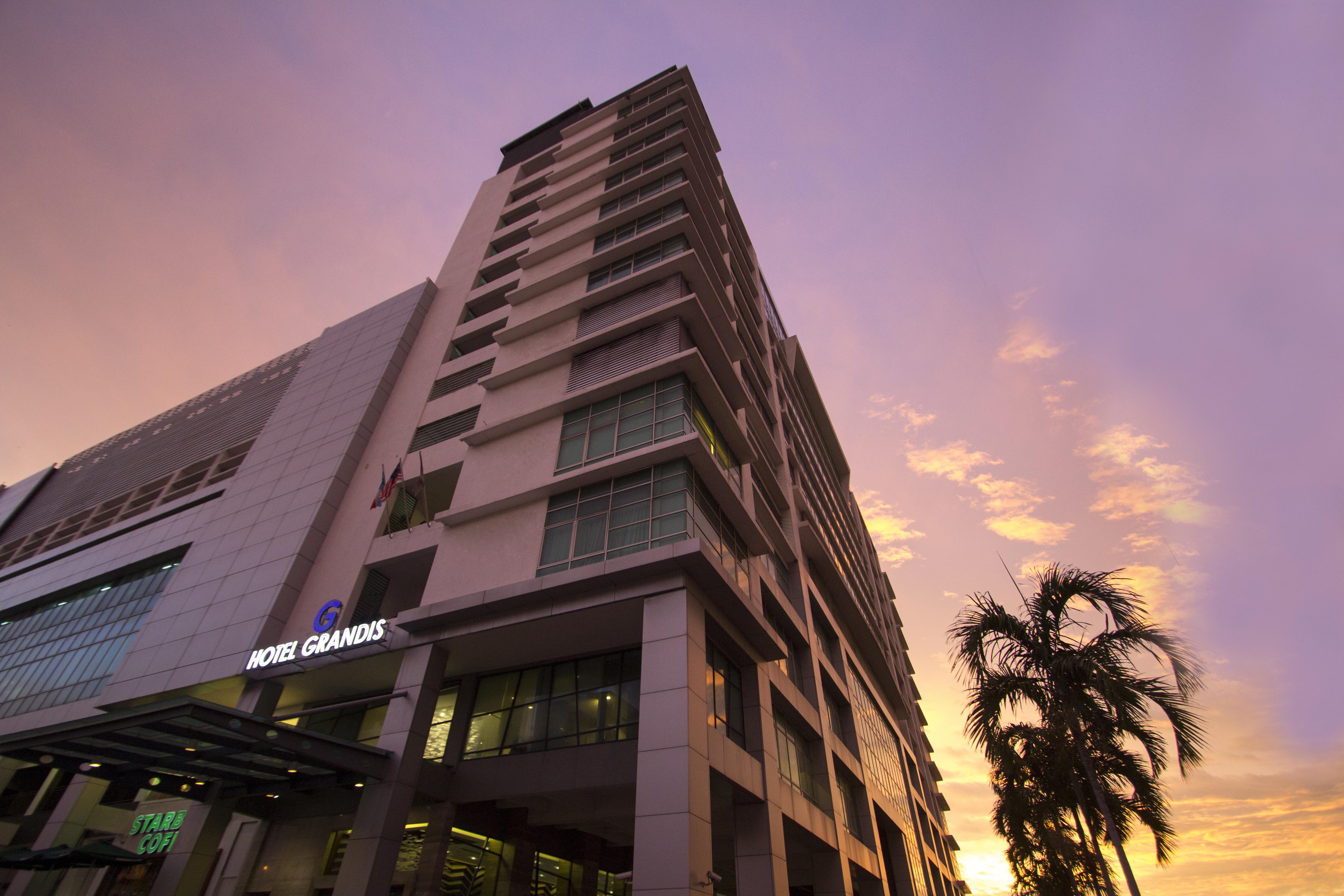 Grandis Hotels And Resorts Kota Kinabalu Exterior foto