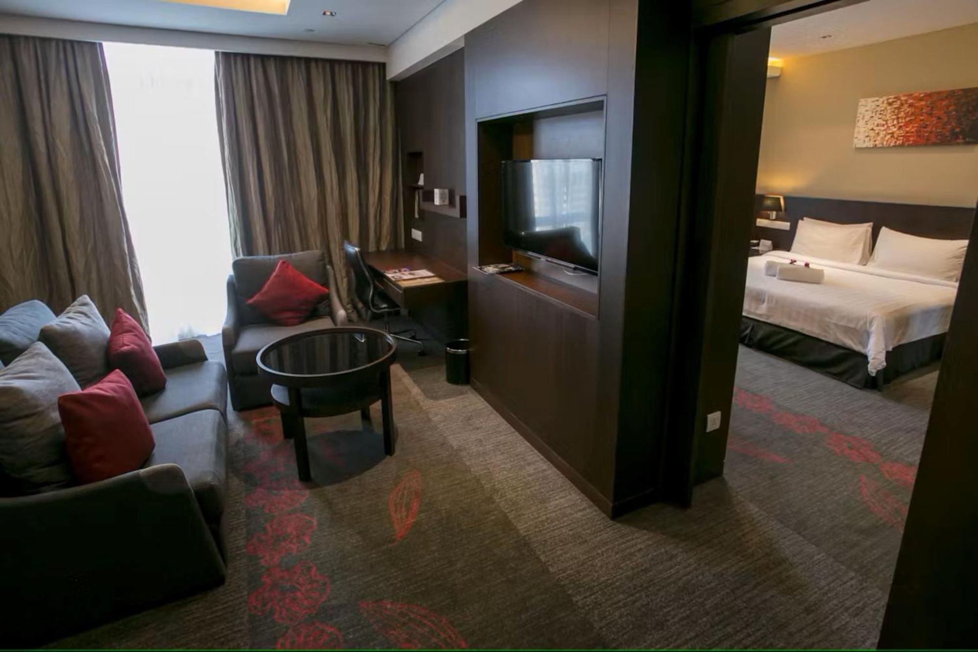 Grandis Hotels And Resorts Kota Kinabalu Exterior foto